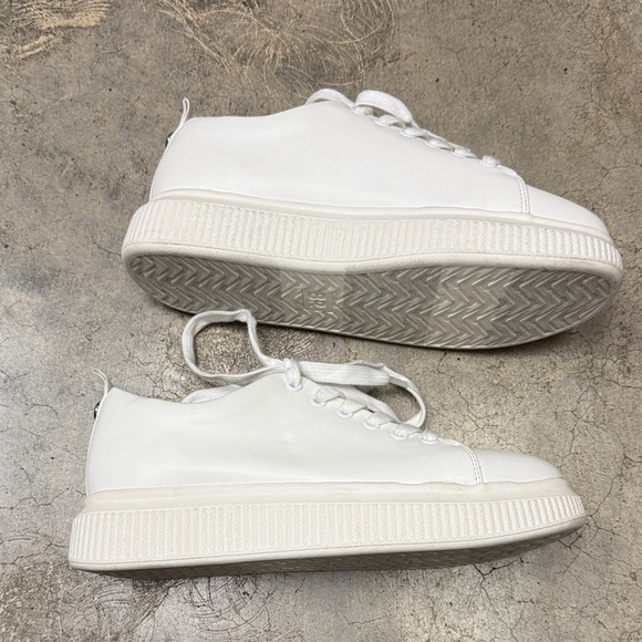 BP Classic White Lace-Up Sneakers - Picture 6 of 11